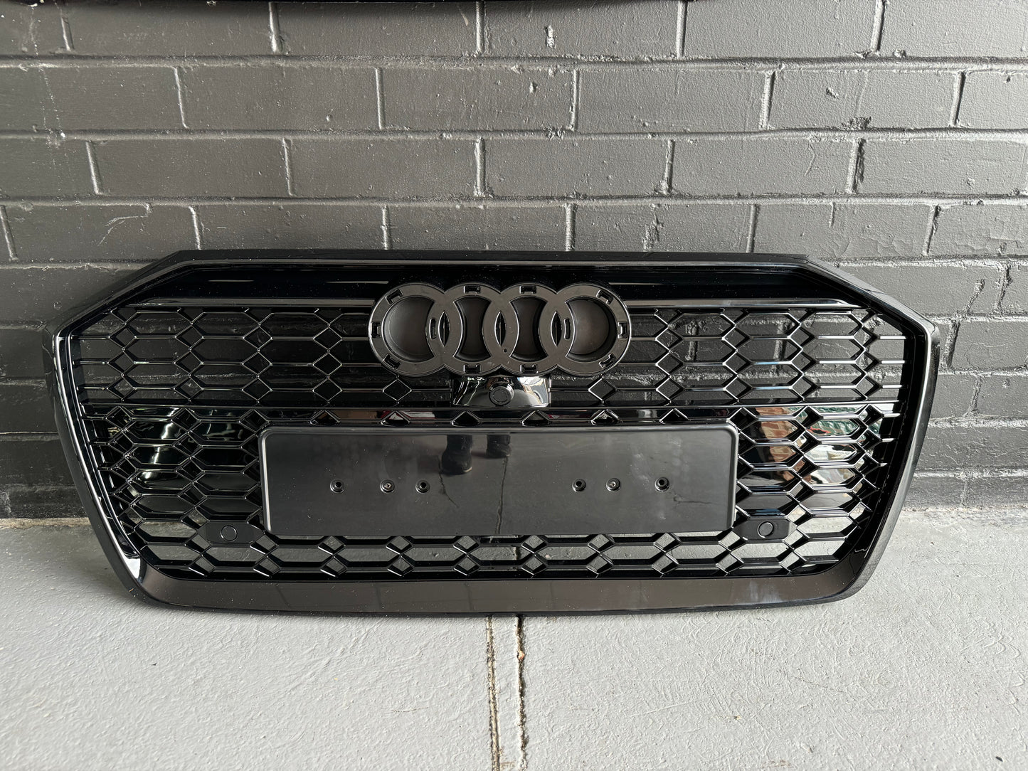 Audi A6 C8 (2019-2022) Honeycomb grill