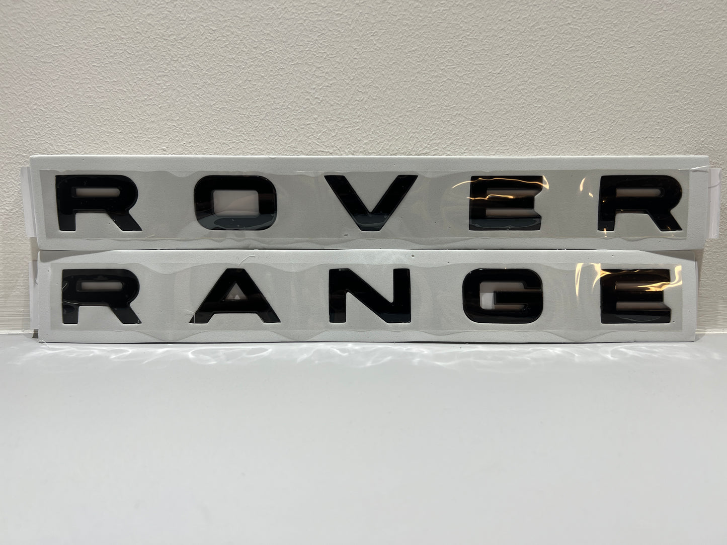 Range Rover badge