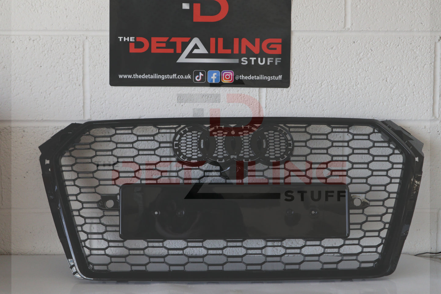 Audi A4 B9 (2016-2019) Honeycomb grill