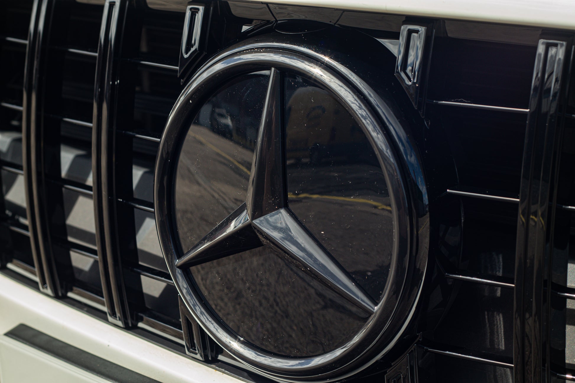 New 18.5cm B Logo Emblem car front grille Emblem for Mercedes